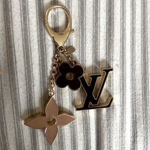 Louis Vuitton Fleur de Monogram bag charm